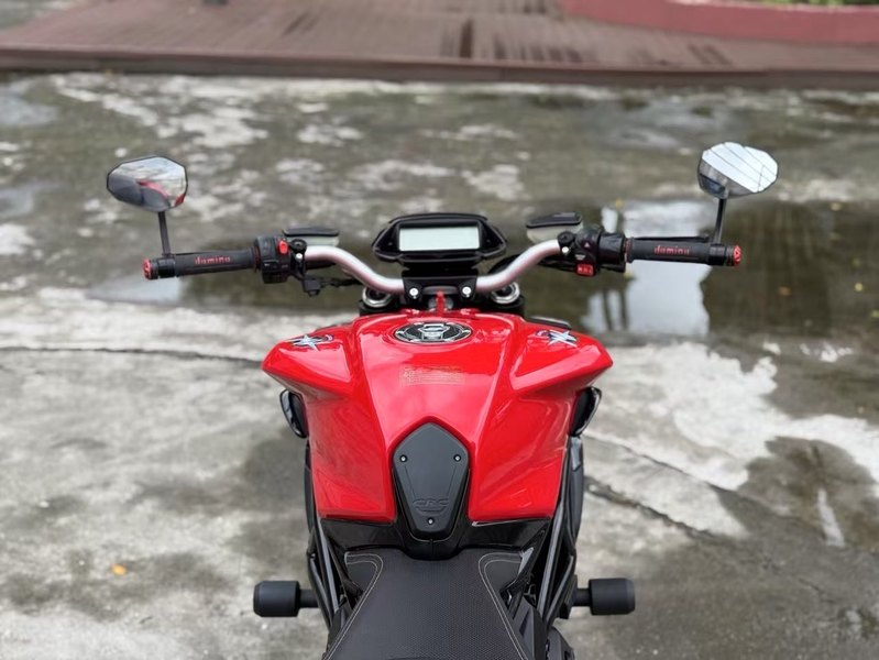 二手奥古斯塔Brutale 800