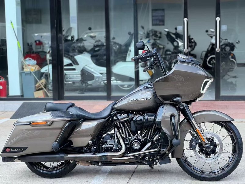 二手哈雷戴维森公路滑翔 Road Glide