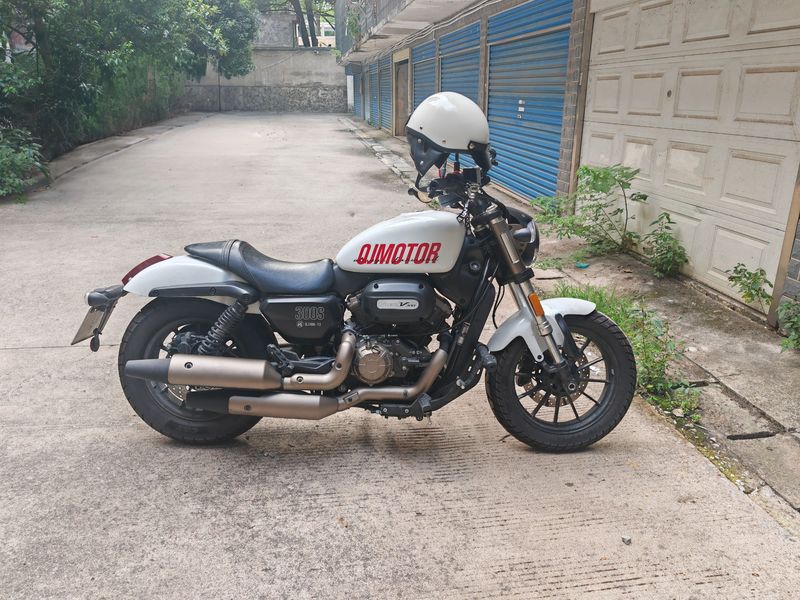 二手QJMOTOR闪300