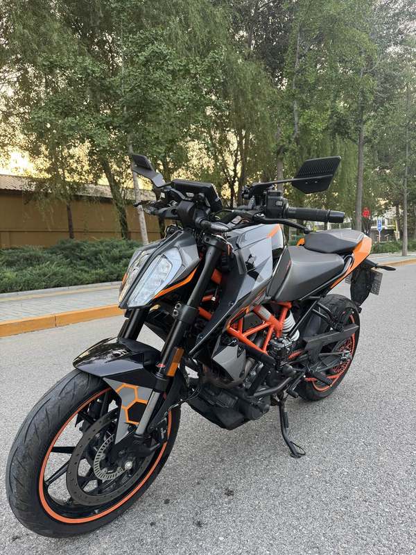 二手KTMR2R390 Duke