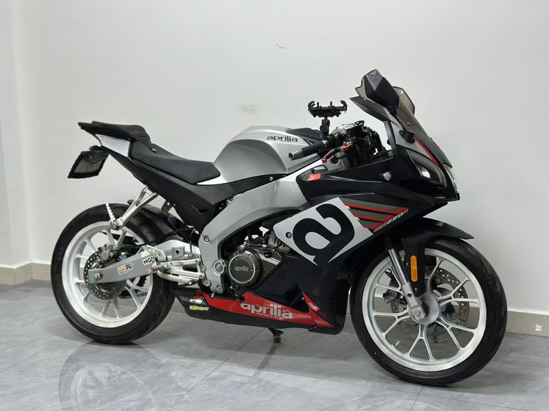 二手宗申阿普利亚GPR250R