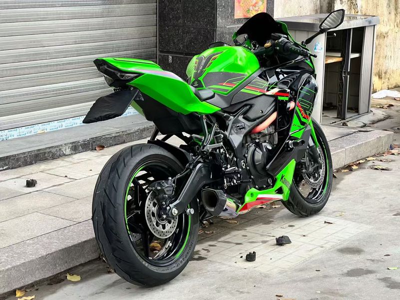 二手川崎ZX-4R