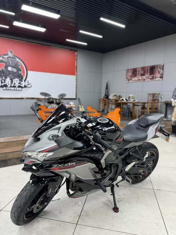 二手川崎ZX-4R