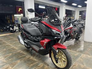 二手三阳哈士奇 Husky ADV300
