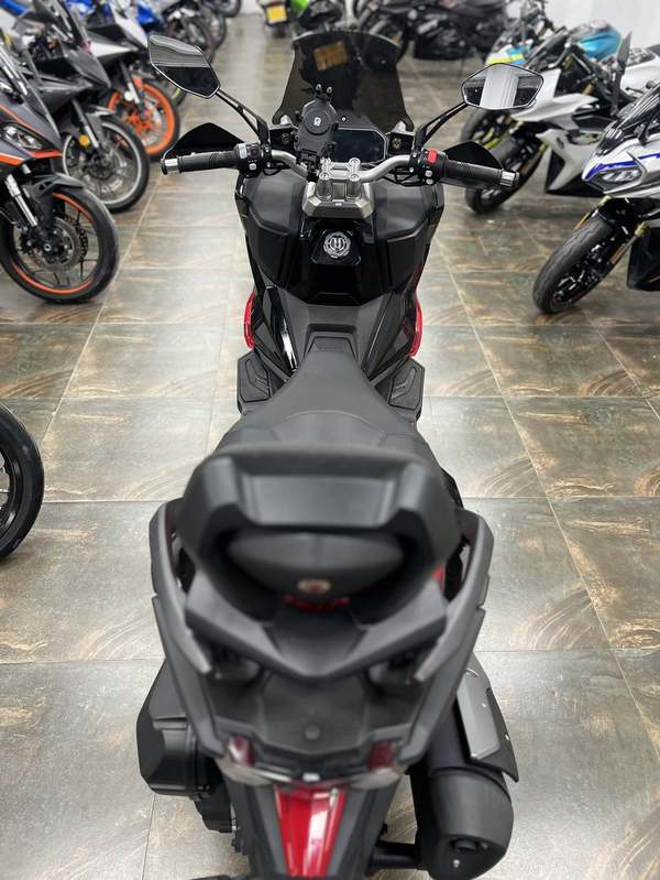 二手三阳哈士奇 Husky ADV300