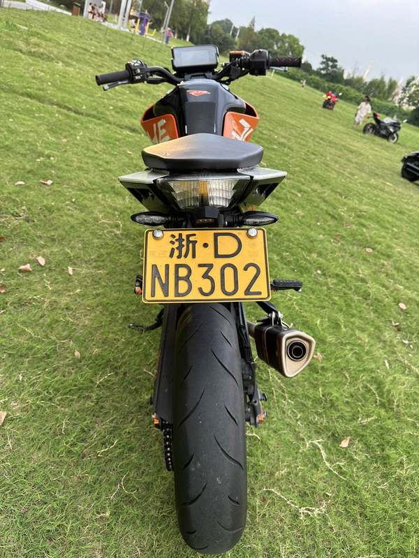二手KTMR2R390 Duke