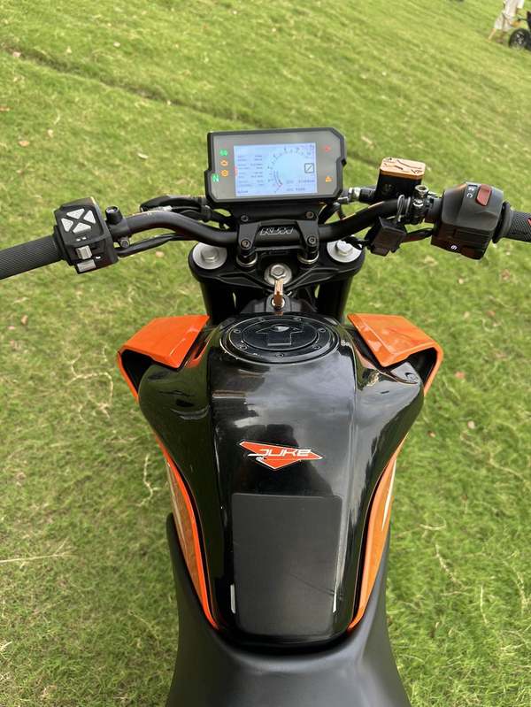 二手KTMR2R390 Duke