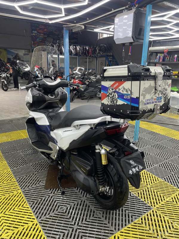 二手大阳V锐 ADV350
