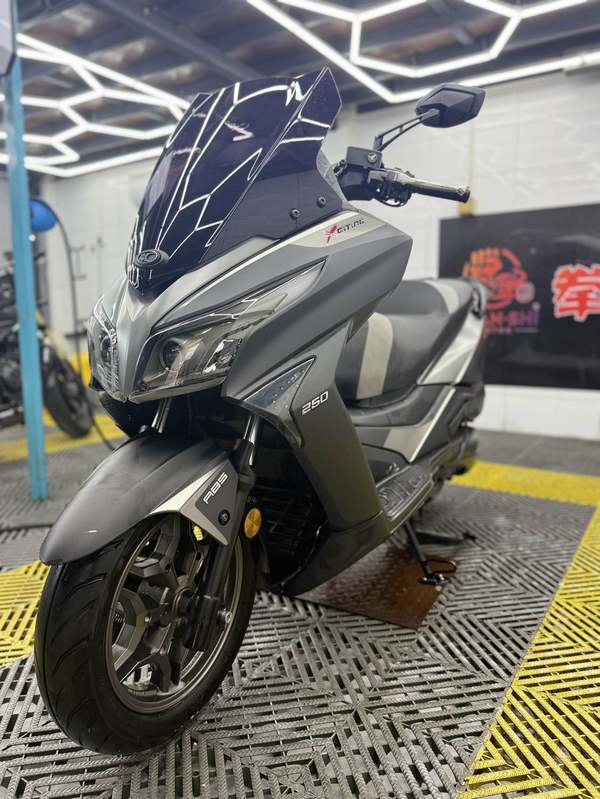 二手光阳赛艇 250