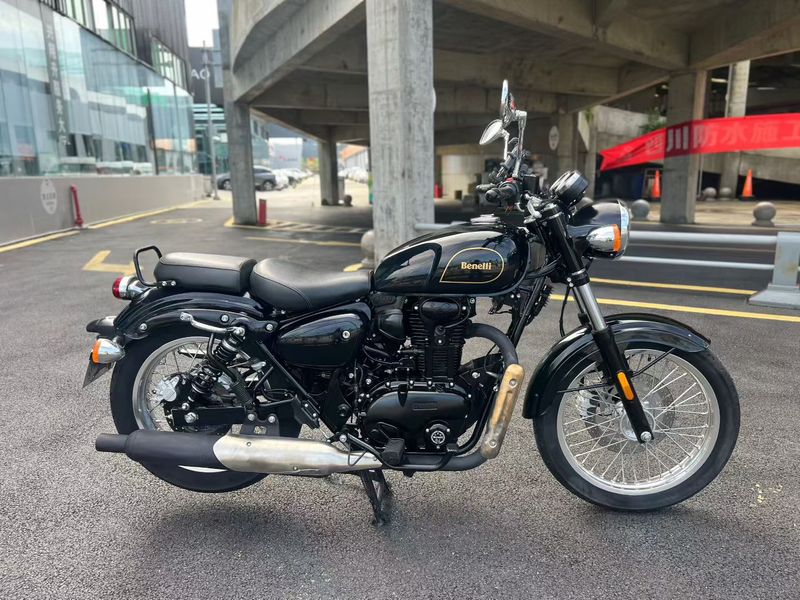 二手贝纳利帝国 imperiale 400