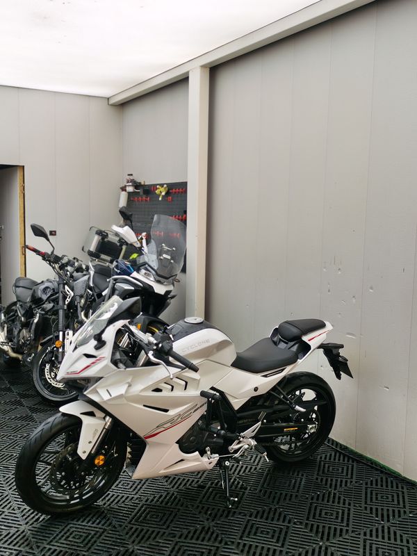 二手赛科龙RC250