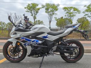 二手豪爵铃木GSX250R