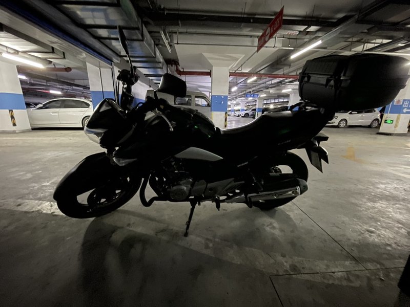 二手豪爵铃木骊驰 GW250