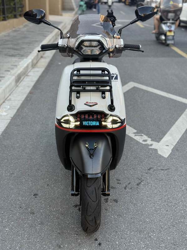 二手维多利亚Sixties 250Si