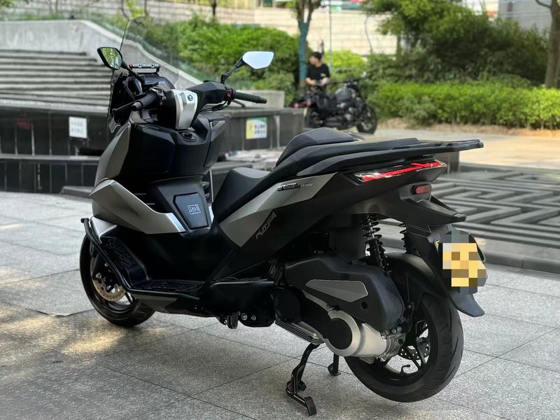 二手无极SR250GT