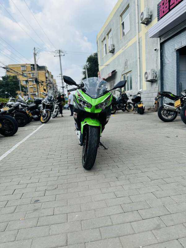 二手川崎Ninja 400