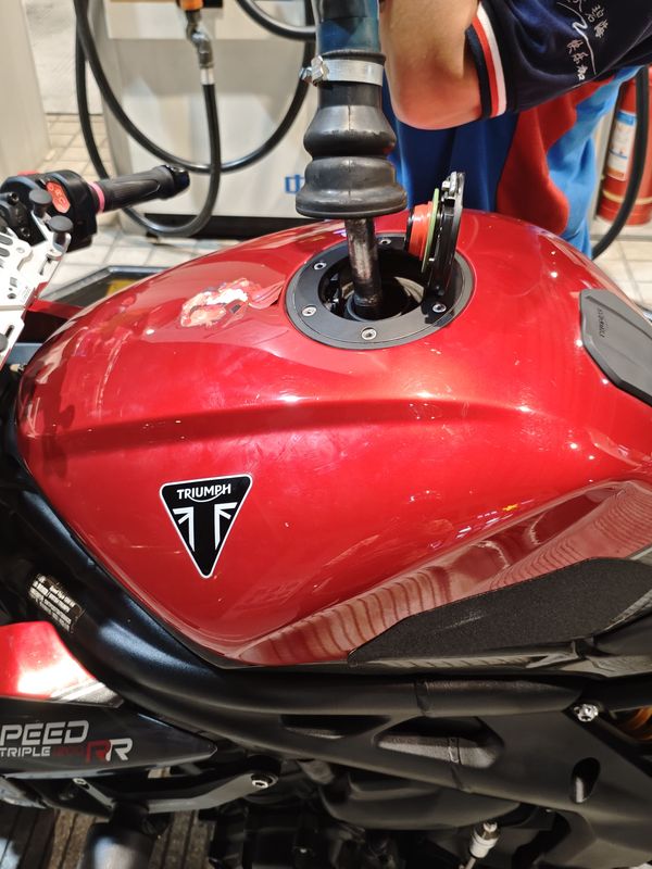 二手凯旋Speed Triple 1200 RR