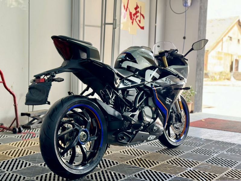 二手春风250SR