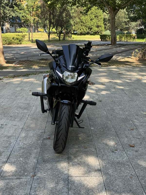 二手豪爵铃木GSX250R