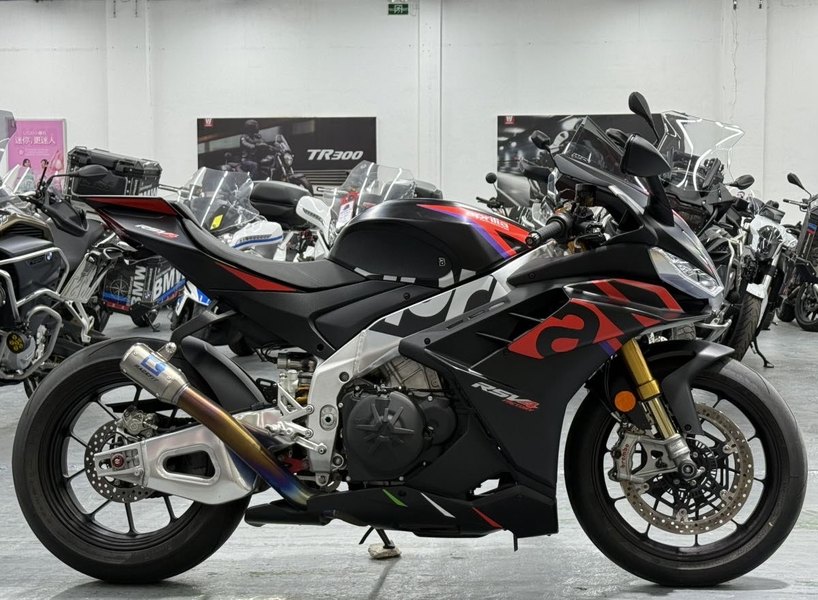 二手阿普利亚RSV4