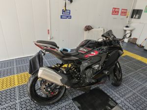 二手川崎ZX-4R