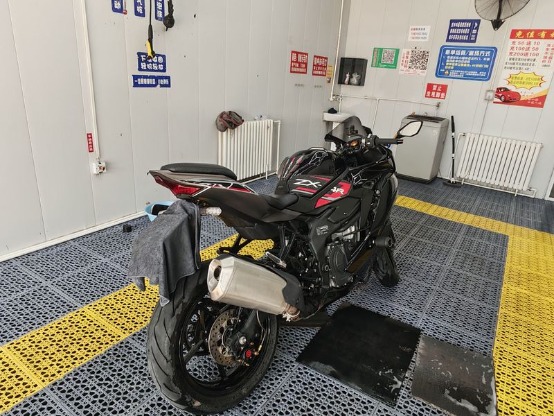 二手川崎ZX-4R