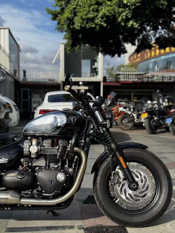 二手凯旋Bonneville Bobber