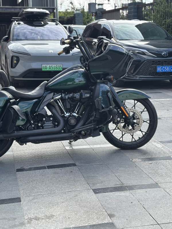 二手哈雷戴维森公路滑翔 Road Glide