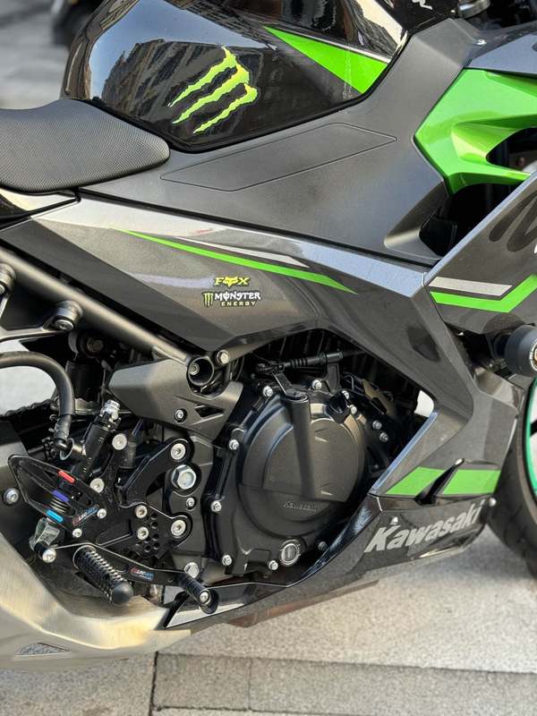 二手川崎Ninja 400