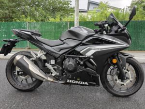 二手本田CBR400R