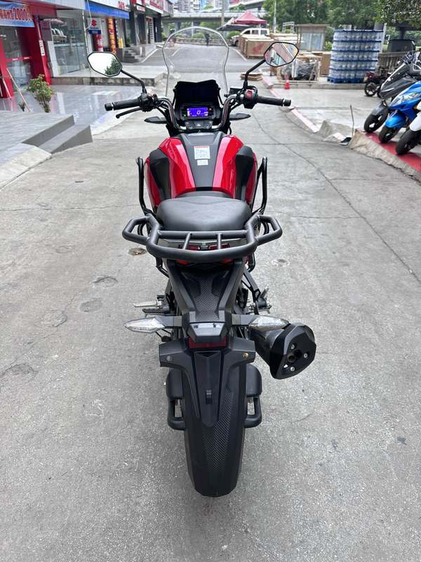二手五羊本田猛鸷 CB190X