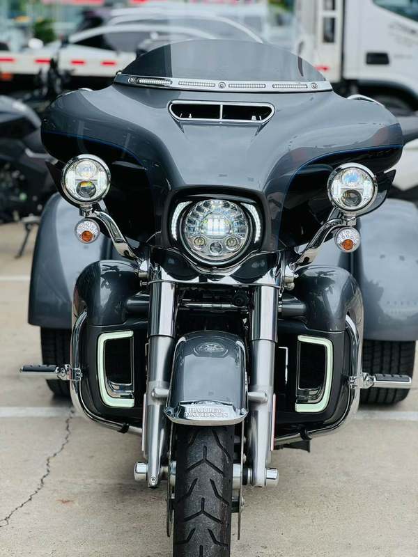 二手哈雷戴维森Tri Glide