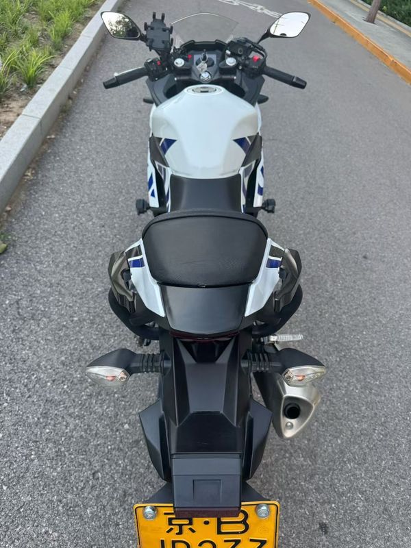 二手豪爵铃木GSX250R