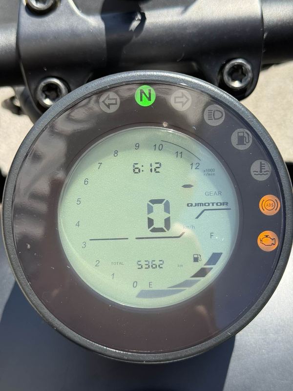 二手QJMOTOR闪300