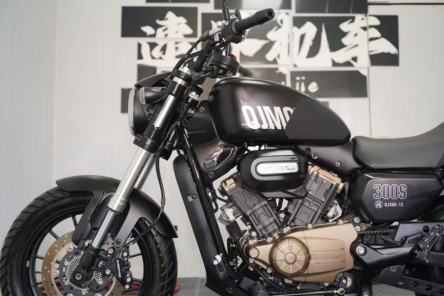 二手QJMOTOR闪300