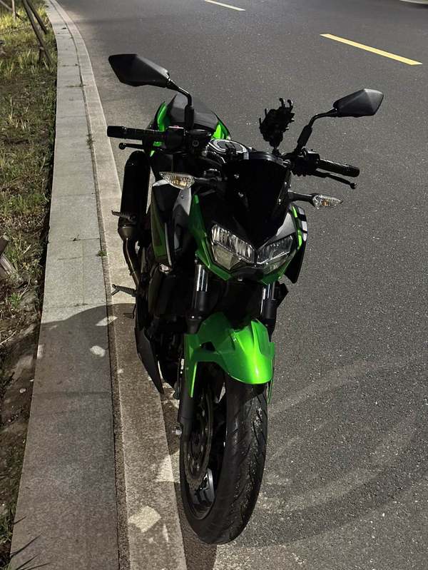 二手川崎Z400