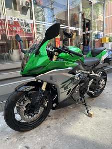 二手贝纳利龙卷风 Tornado 402R