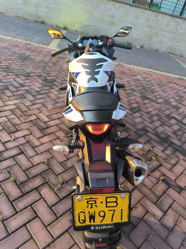 二手豪爵铃木GSX250R