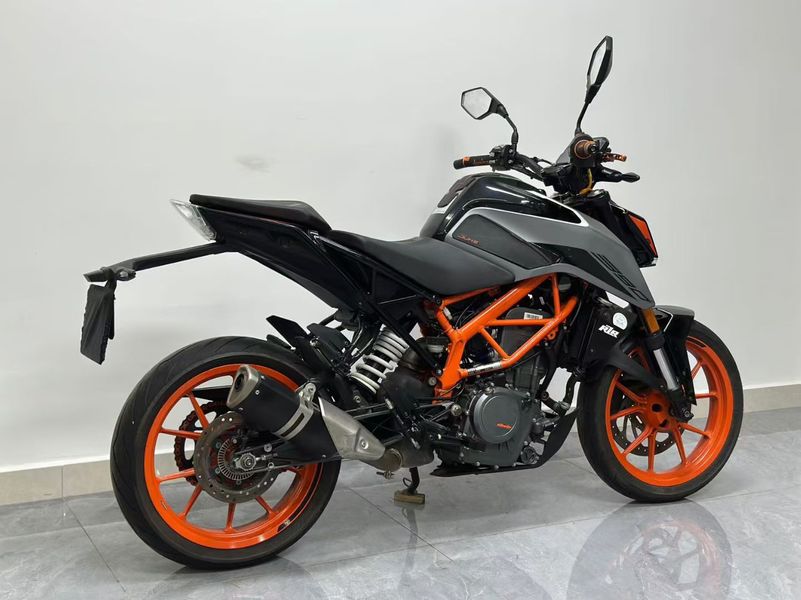 二手KTMR2R390 Duke