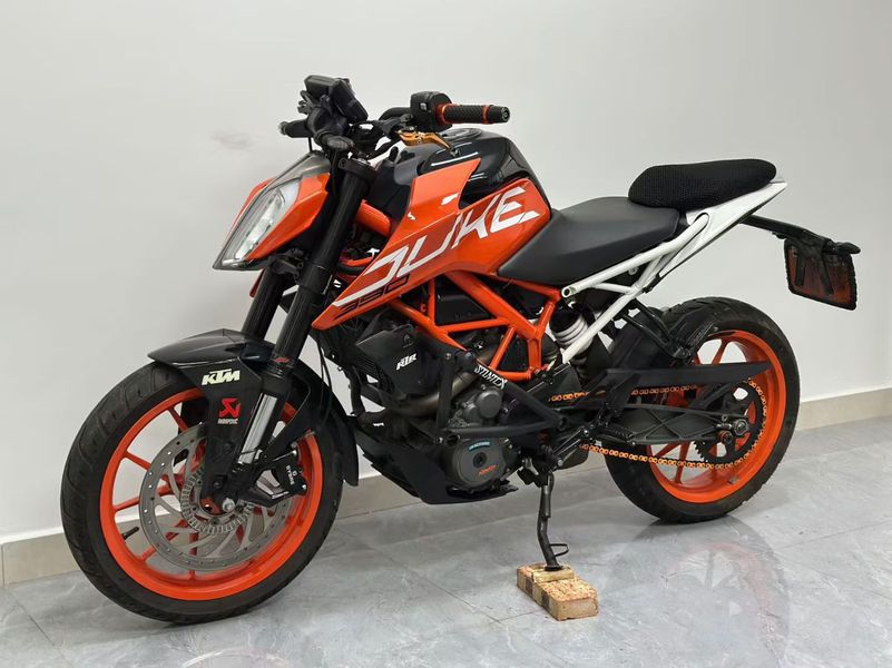 二手KTMR2R390 Duke