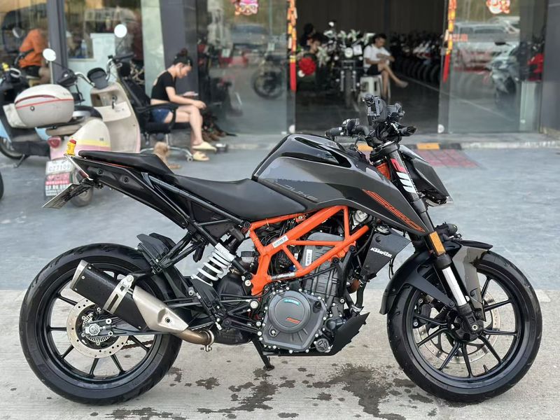 二手KTMR2R390 Duke