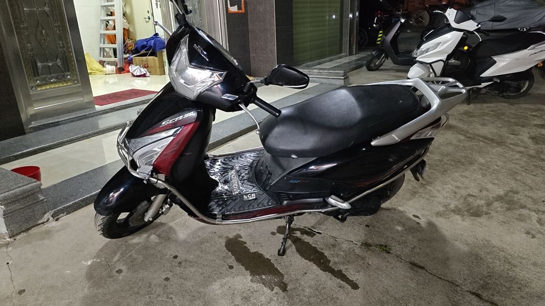 二手五羊本田SCR110 佳御