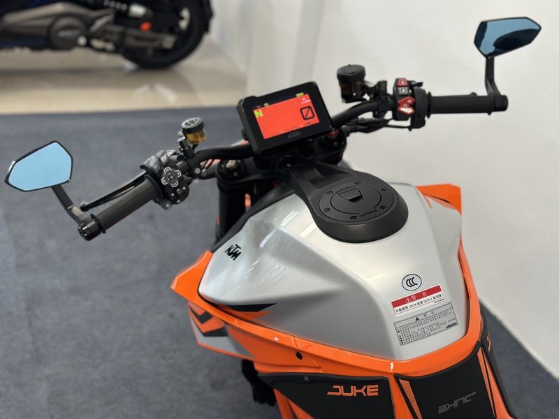 二手KTMR2R1290 Super Duke
