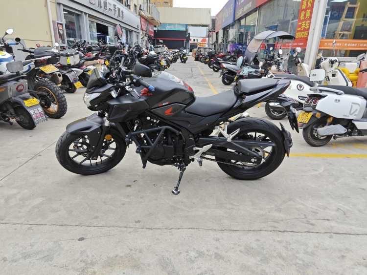 二手本田CB400F