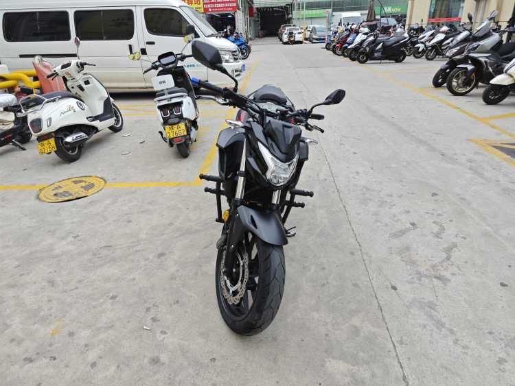 二手本田CB400F