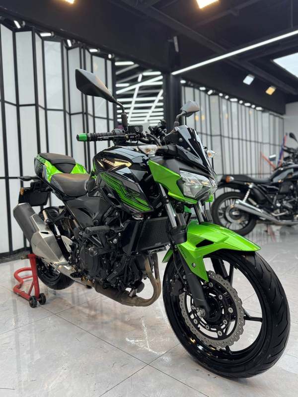 二手川崎Z400