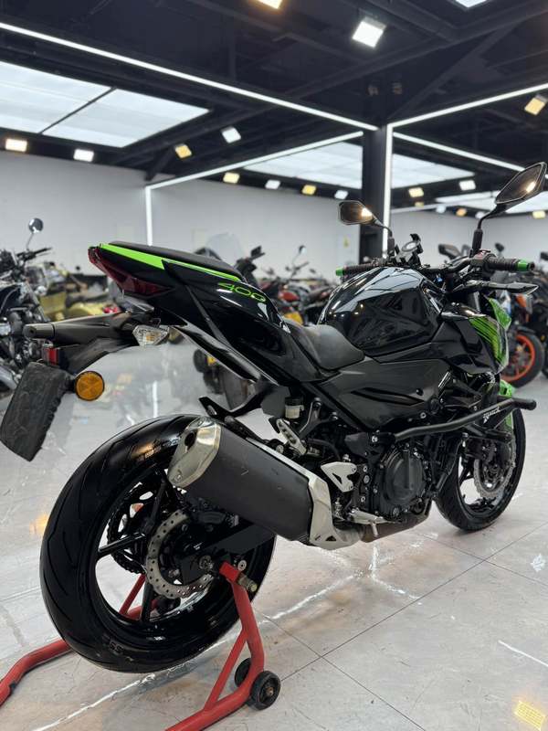 二手川崎Z400