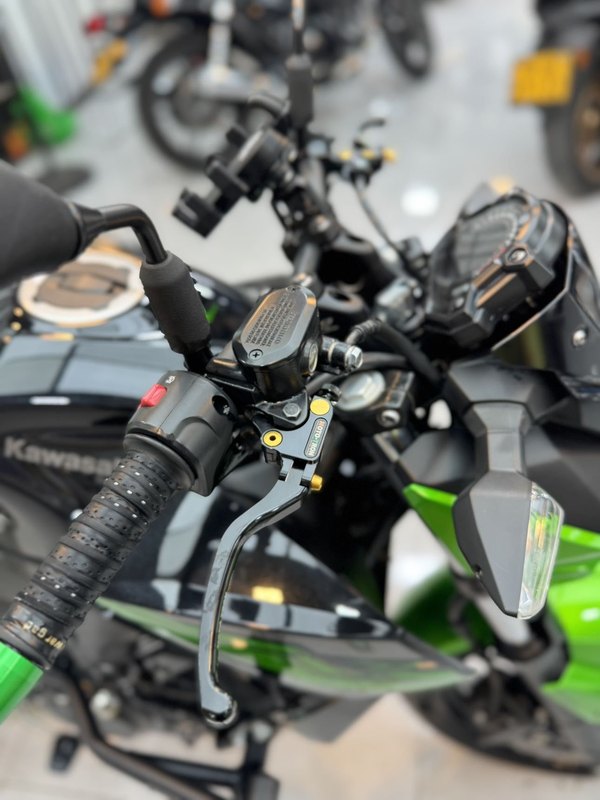 二手川崎Z400