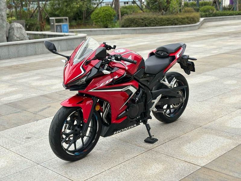 二手本田CBR400R