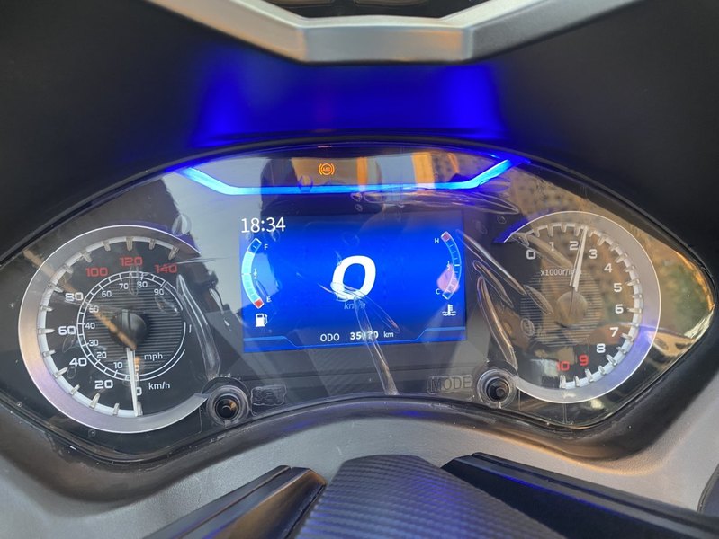 二手大阳V锐 300T